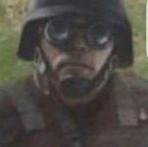 Meet your Posher, Derek